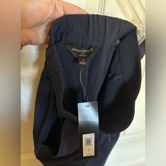Banana Republic NWT navy pants with ankle button detail - Picture 6 of 6